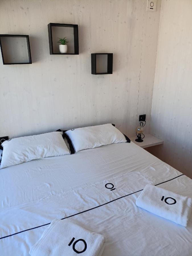 Buqez Resort, Vila 51 Drage Bagian luar foto