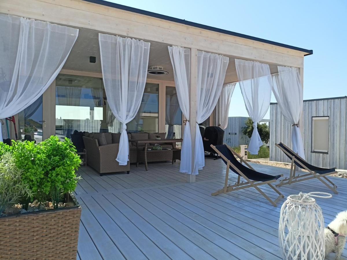 Buqez Resort, Vila 51 Drage Bagian luar foto