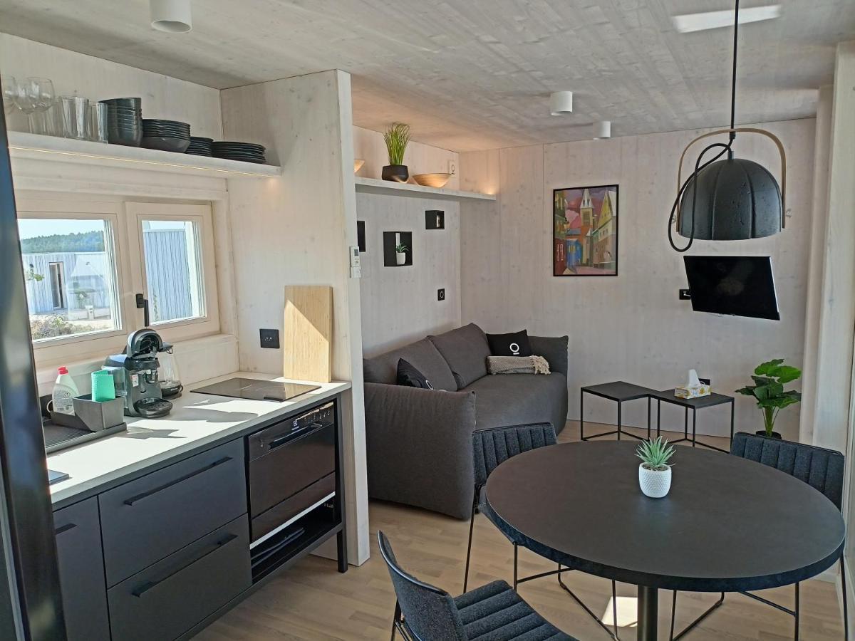 Buqez Resort, Vila 51 Drage Bagian luar foto