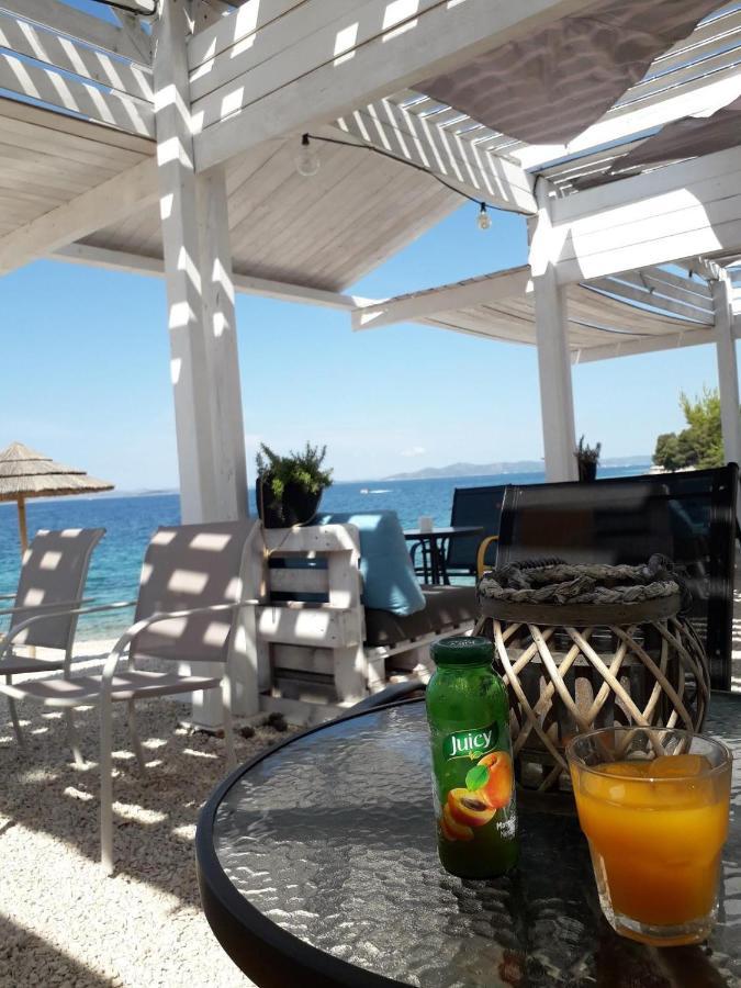Buqez Resort, Vila 51 Drage Bagian luar foto